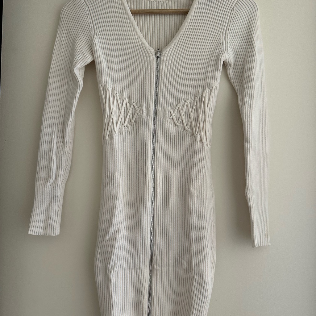 Guess Long Sleeve Ribbed Zip-Front Dress In Cream
